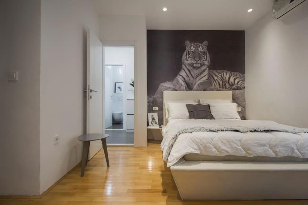 Luxury Near The *